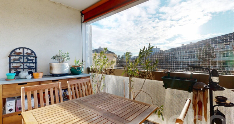 Bel appartement familial, 114 m², lumineux, hypercentre image 5