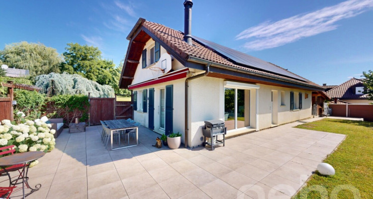 Belle villa familiale de 6.5 pièces rénovée avec soin image 1