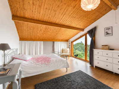 Maison familiale de 240 m² avec vue panoramique image 4