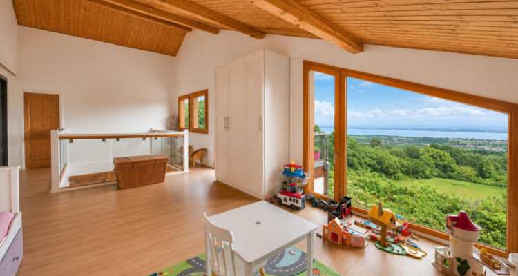 Maison familiale de 240 m² avec vue panoramique image 5