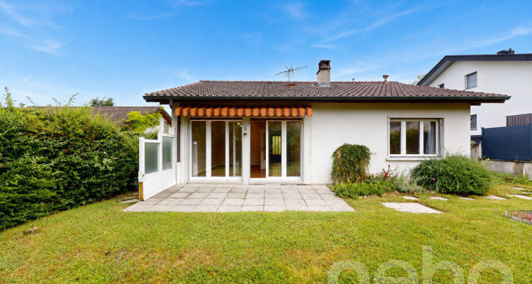 Villa à rénover à fort potentiel, opportunité unique à Vessy image 1