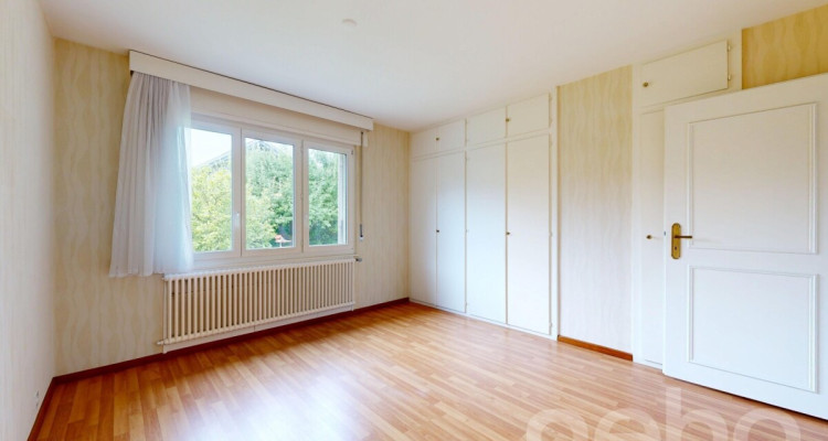 Villa à rénover à fort potentiel, opportunité unique à Vessy image 7