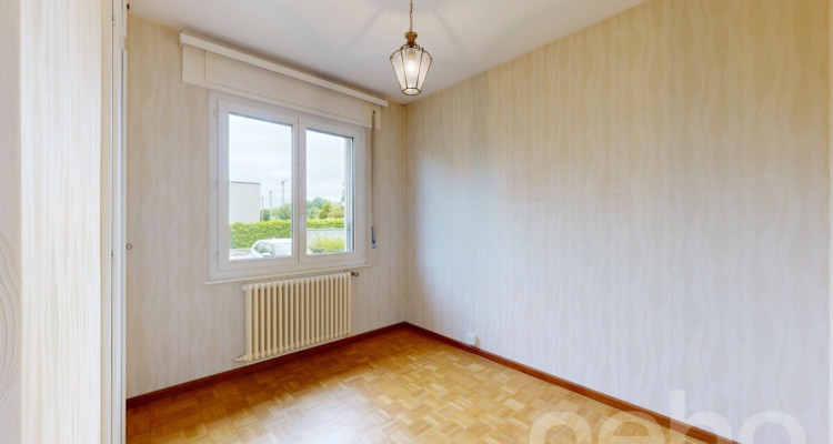 Villa à rénover à fort potentiel, opportunité unique à Vessy image 8
