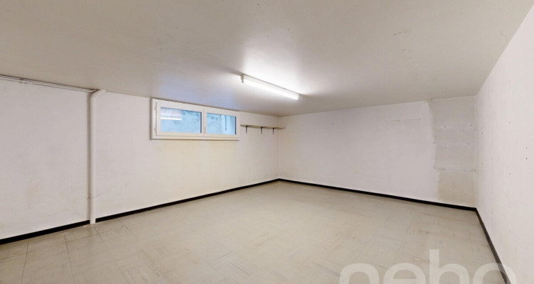 Villa à rénover à fort potentiel, opportunité unique à Vessy image 12