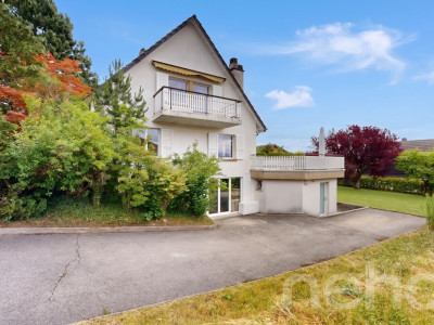 Maison individuelle avec grand jardin et bureau à Colombier image 1