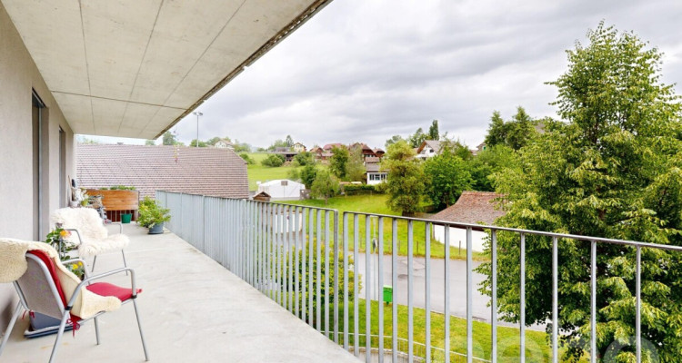 Moderne Wohnung im idyllischen Gurzelen image 7