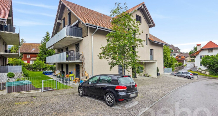 Moderne Wohnung im idyllischen Gurzelen image 12