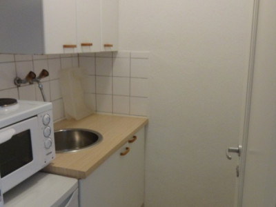 A louer studio meublé image 2