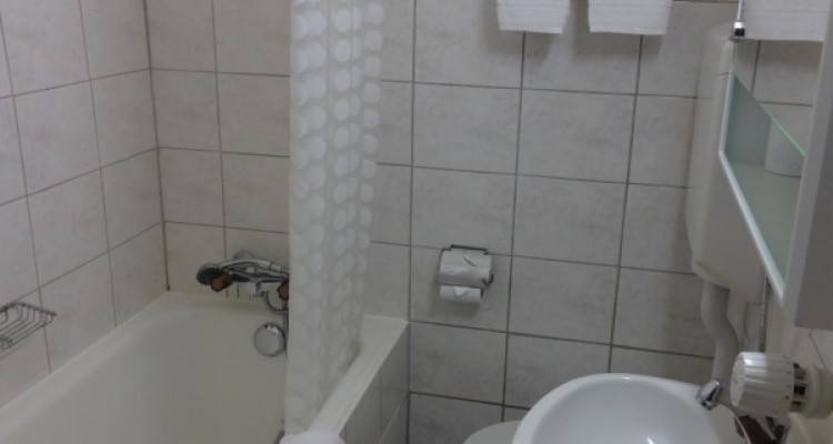 A louer studio meublé image 3