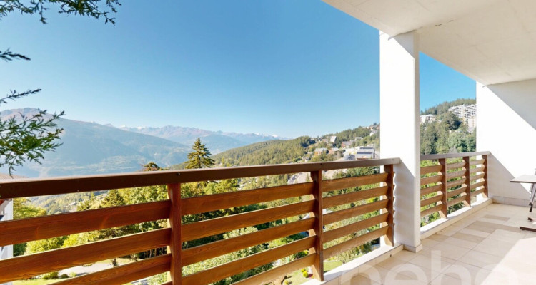 Superbe 2.5 pièces avec balcon plein sud à Crans-Montana image 2