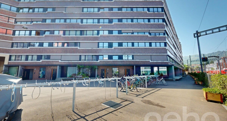 3 Minuten zum HB. Grosszügige Maisonette mit 2 Balkonen image 1