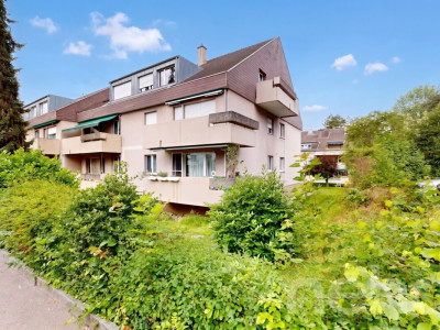 Helle und gepflegte 2.5-Zi.-Wohnung an attraktiver Lage in Arlesheim image 1