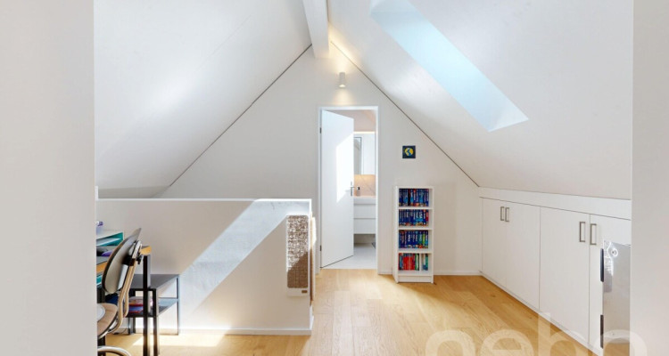 Erstklassige 3.5-Zimmer-Maisonette-Dachwohnung image 8