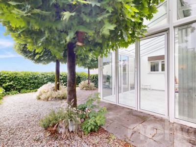 Sonniges Doppeleinfamilienhaus mit Wintergarten und Weitsicht image 4