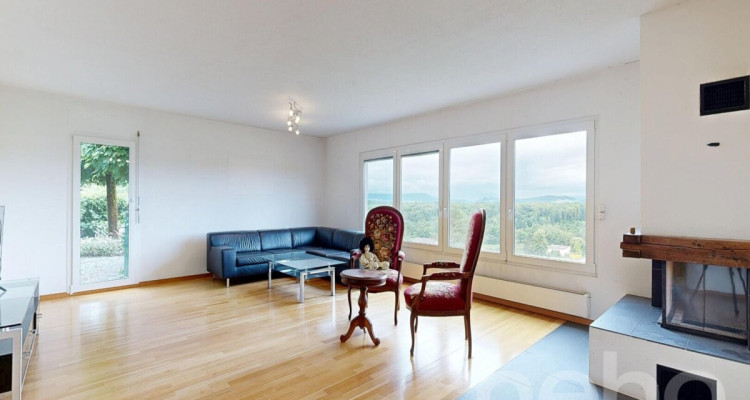 Sonniges Doppeleinfamilienhaus mit Wintergarten und Weitsicht image 12