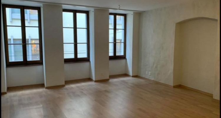 Magnifique Appartement 2,5 pièces rénové – hyper centre Lausanne image 6