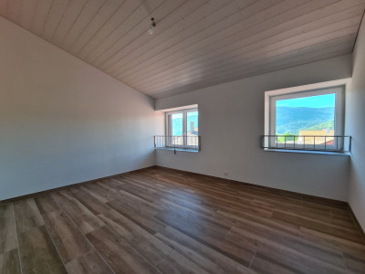 Appartement en attique de 2 pièces neuf ! image 5