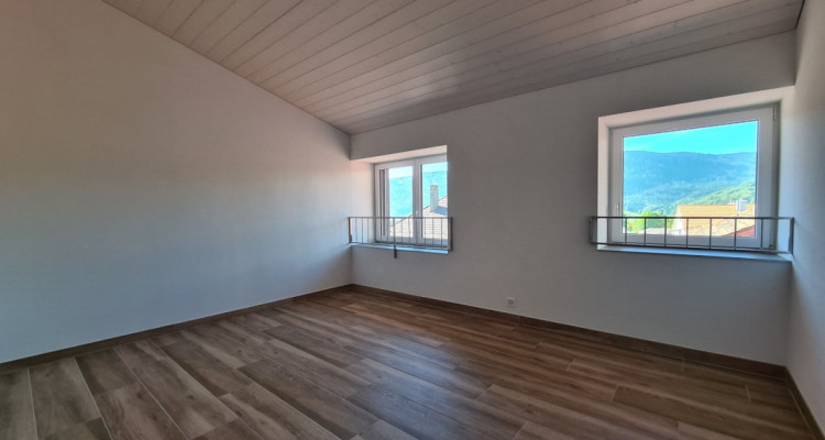 Appartement en attique de 2 pièces neuf ! image 5