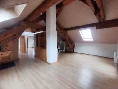 Charmant appartement de 3.5 pièces au coeur de Luins image 4