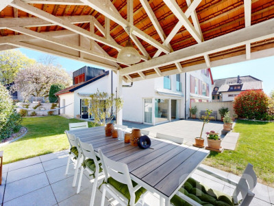 Appartement dans un corps de ferme avec jardin privatif image 4