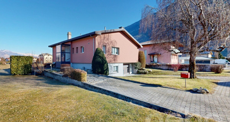 Coup de c?ur familial: Espace et confort à Charrat (Martigny) image 1