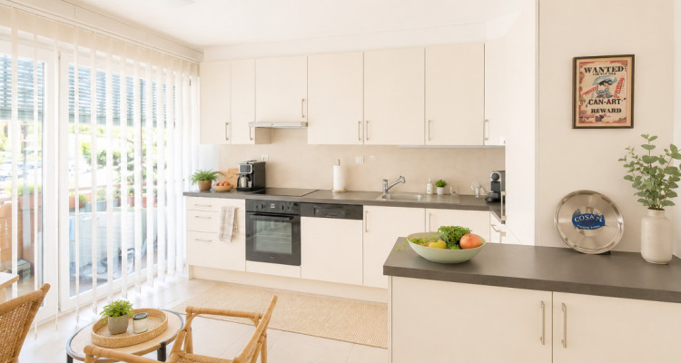 A VENDRE : Appartement de 5 pièces idéalement situé à deux pas du centre de Sion image 2