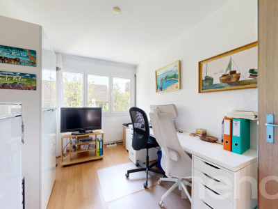 Renovierte 4.5-Zimmer Wohnung mit Balkon in Nidau image 8