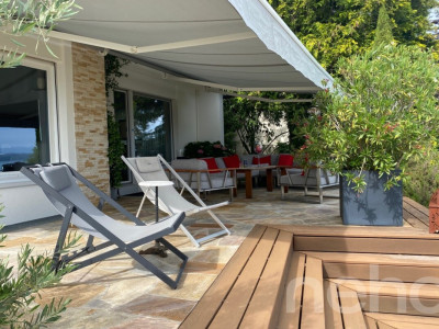 Villa contemporaine dexception avec piscine et vue lac Neuchâtel image 3
