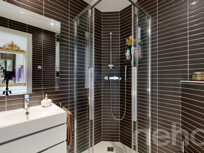 Villa contemporaine dexception avec piscine et vue lac Neuchâtel image 7