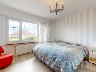 Villa contemporaine dexception avec piscine et vue lac Neuchâtel image 8