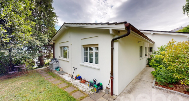 Villa contemporaine dexception avec piscine et vue lac Neuchâtel image 12