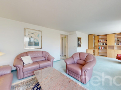Freistehendes 5.5 Zimmer Einfamilienhaus im ruhigen Kleindöttingen image 4