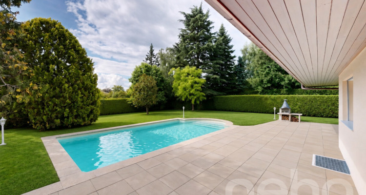 Maison individuelle avec piscine et possibilité dagrandissement image 2