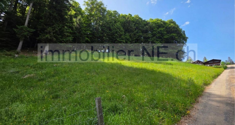 Terrain constructible de 1878 m² à La Chaux-de-Fonds image 1