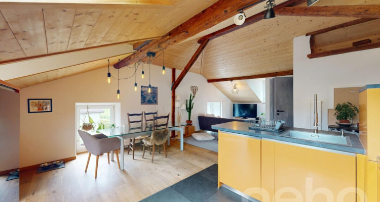 Immeuble 2 appartements 3.5 + 1 Attique 3.5 entièrement rénové. image 3