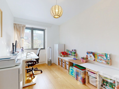 Stilvolle Maisonettewohnung mit Garage im Herzen von Kleinbasel image 7