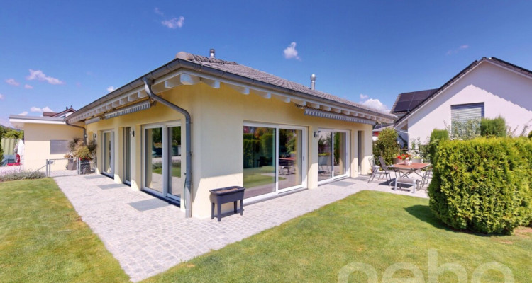 Elegantes Einfamilienhaus mit Garten und Carport für Wohnmobil image 3