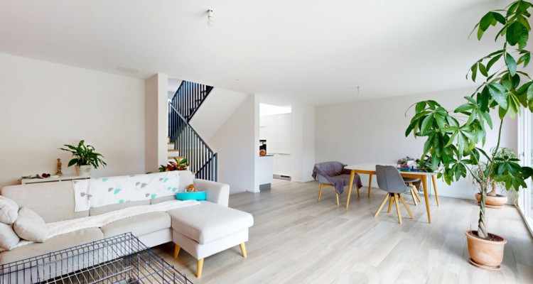 Spacieuse maison mitoyenne 6,5 pièces à Sugiez image 3
