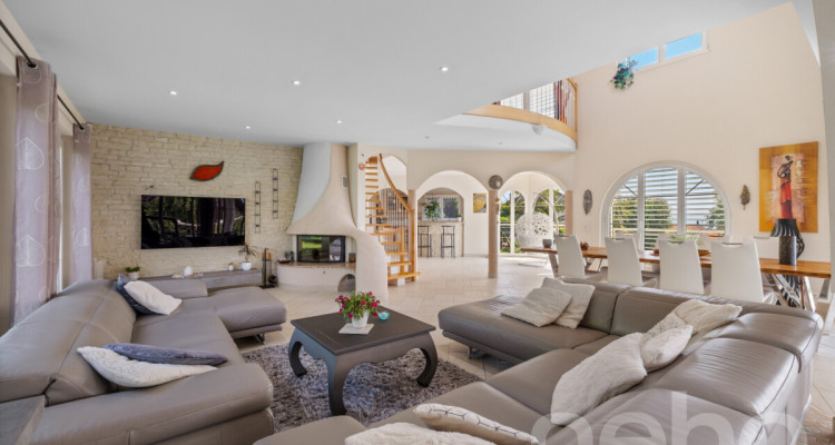 Maison dexception avec piscine chauffée  ! image 9