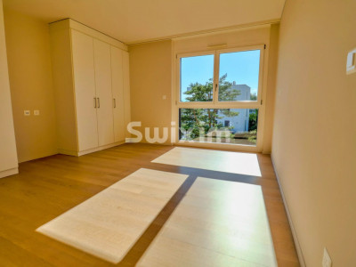 Exclusivité ! Appartement de standing avec vue sur le Lac ! image 9