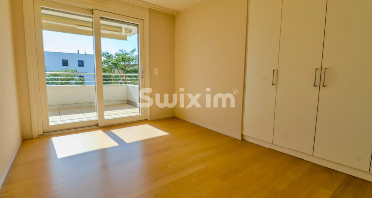 Exclusivité ! Appartement de standing avec vue sur le Lac ! image 7