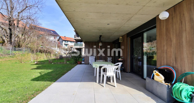 Exclusivité !  Appartement 4.5 pièces avec jardin privatif de 250 m2 image 2