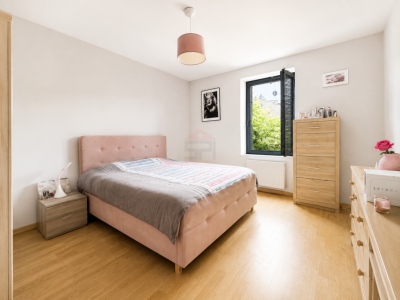 Superbe appartement rénové de 4,5 pièces Lumineux et idéalement situé image 5