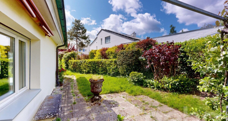 Grosszügiges 6.5-Zimmer-Einfamilienhaus mit grossem Garten image 11