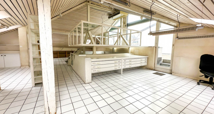 Sierre - bureau loft aux combles avec ample terrasse - Gobet image 4