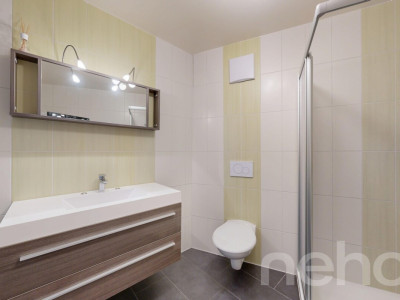 Exclusif: lumineux appartement avec grand balcon-terrasse image 9