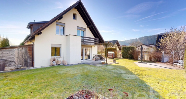 Familienhaus mit viel Platz, Wintergarten und sonniger Terrasse image 12