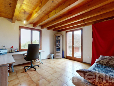 Maison jumelle rénovée à Penthéréaz ! image 9