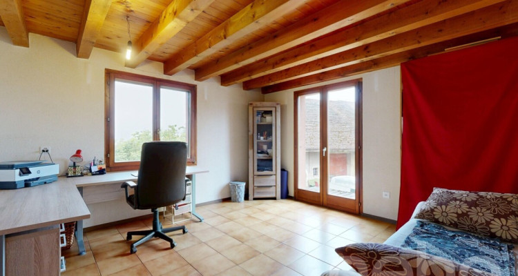 Maison jumelle rénovée à Penthéréaz ! image 9
