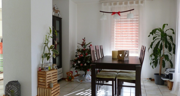 Spacieux appartement de 3,5 pièces à louer proche de la gare image 3